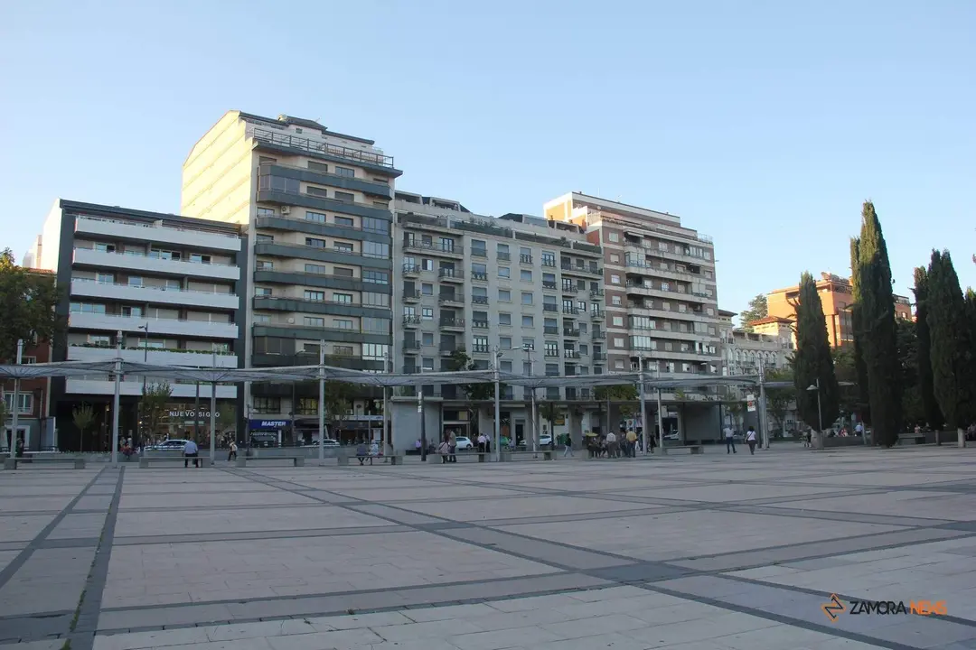 Plaza de la fuente de La Marina_2