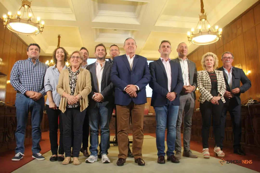 Javier Faúndez y los diputados que componen el equipo de Gobierno de la Diputación de Zamora con motivo del balance de los primeros 100 días de mandato