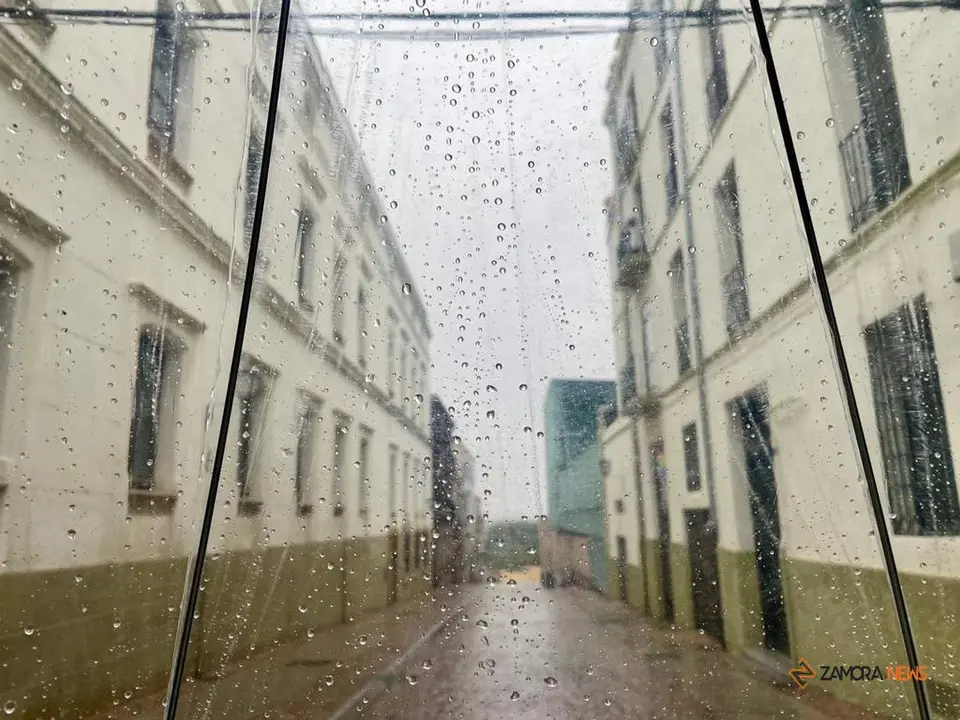 Día de lluvia en el casco antiguo de Zamora_2