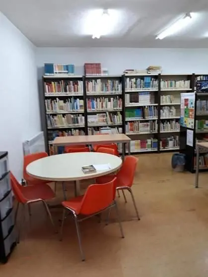 Biblioteca de Villaralbo