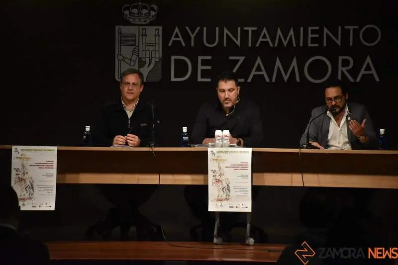Conferencia sobre la carga en Semana Santa de la mano del fisioterapeuta David