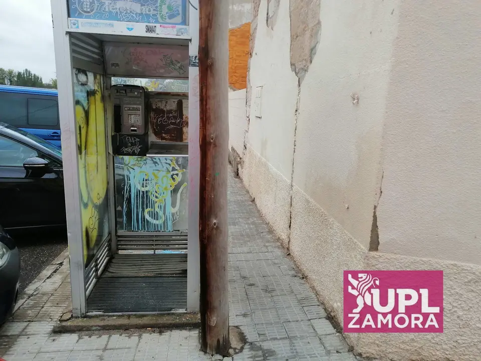 cabinas de teléfono UPL