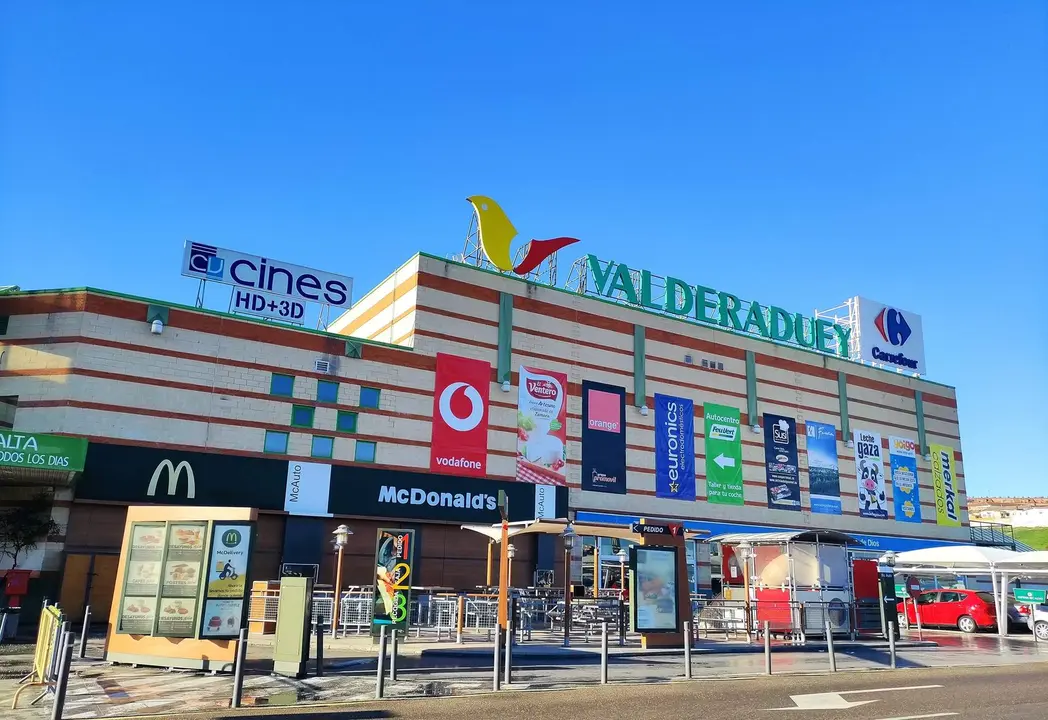 Centro comercial Valderaduey