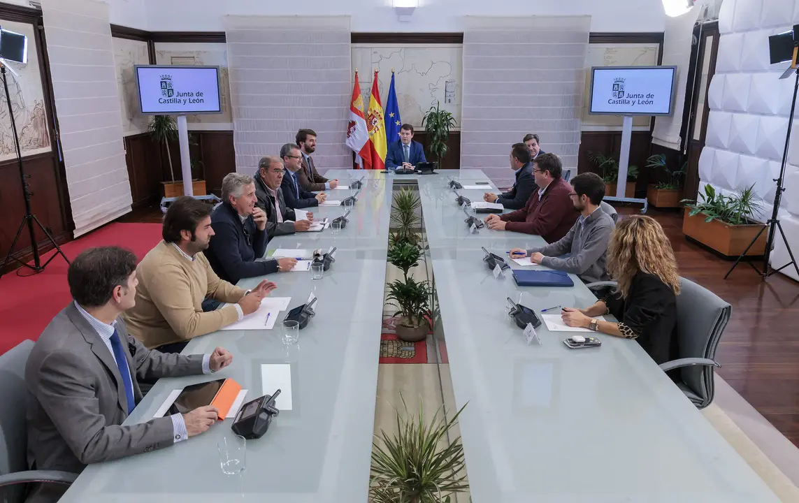 Reunión con profesionales y representantes del sector ganadero