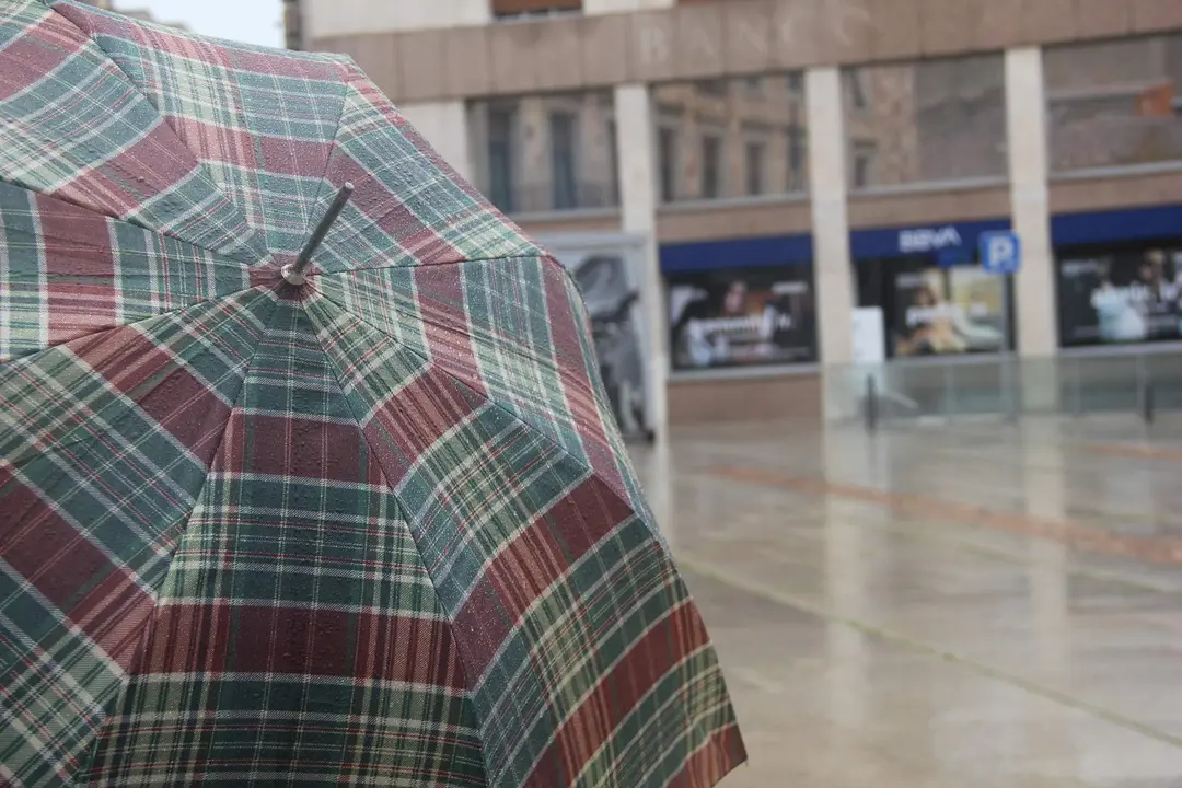 Día de lluvia en pleno centro de Zamora
