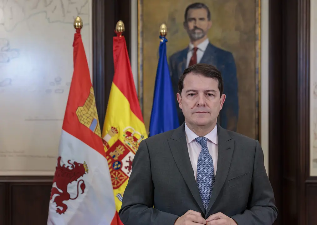 Alfonso Fernández Mañueco en la declaración institucional sobre el pacto de Gobierno