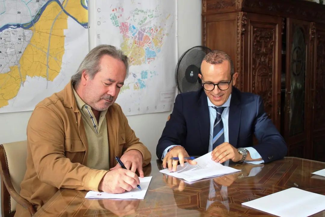 Firma convenio de cesión de uso de parte del Seminario Menor entre el Ayuntamiento y el Obispado de Zamora