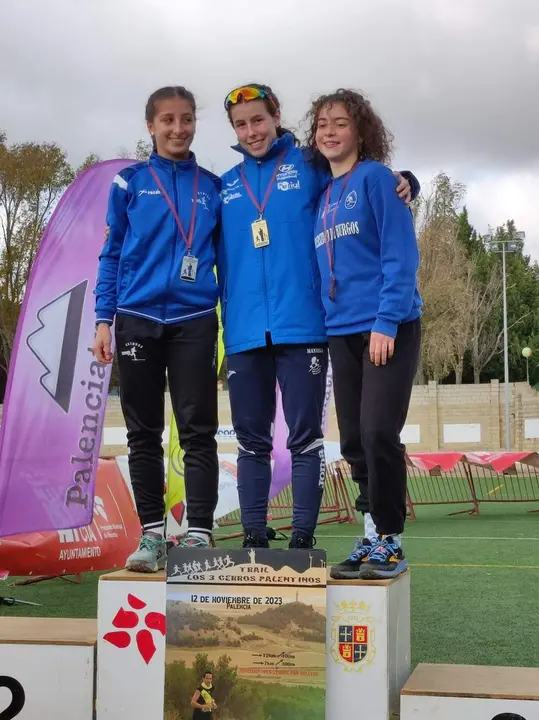 lucia podium.