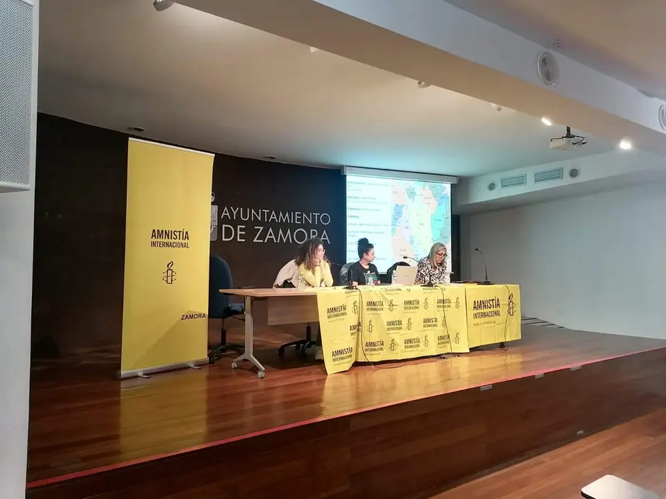 Mesa redonda Amnistía Internacional