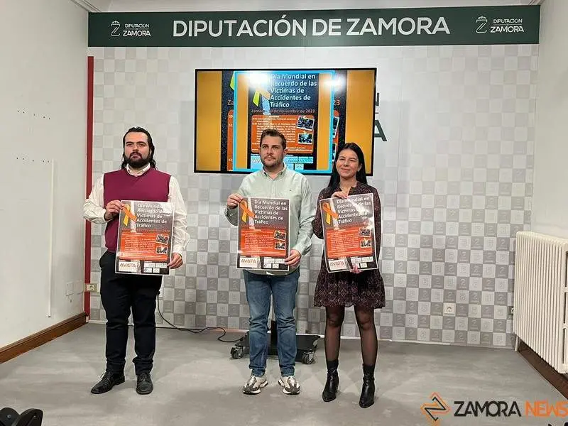 Los zamoranos recuerdan a las víctimas de accidentes de tráfico con una ruta en moto