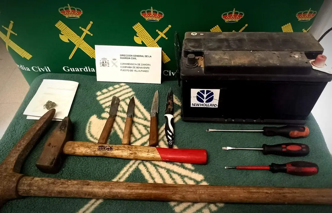 Material sustraído por la Guardia Civil