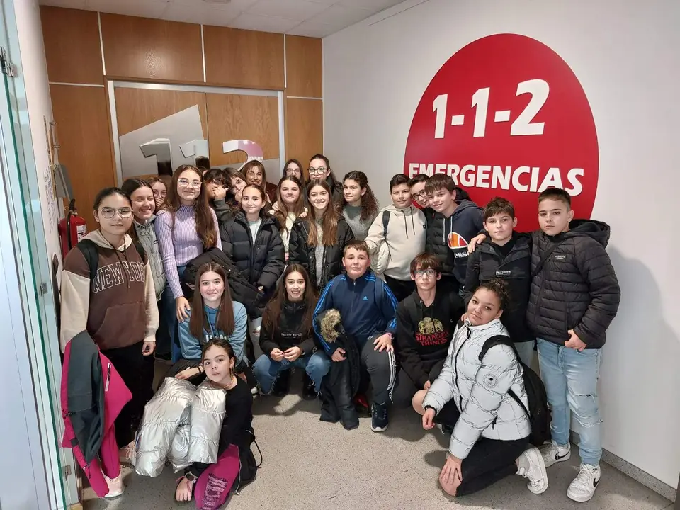 Visita alumnos del IES Cardenal Pardo Tavera al 112