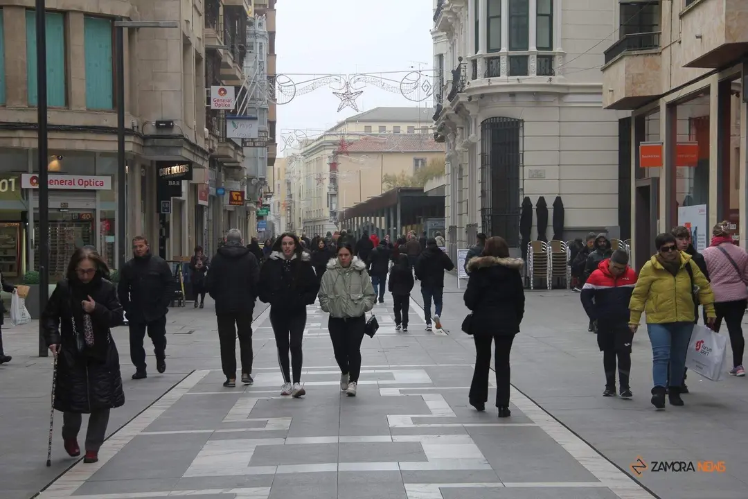 Zamoranos paseando por Santa Clara en pleno mes de noviembre