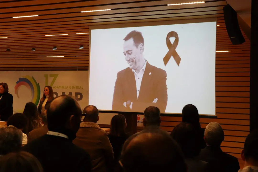 Recuerdo a Luciano Huerga en la Asamblea General de la FREMPCYL