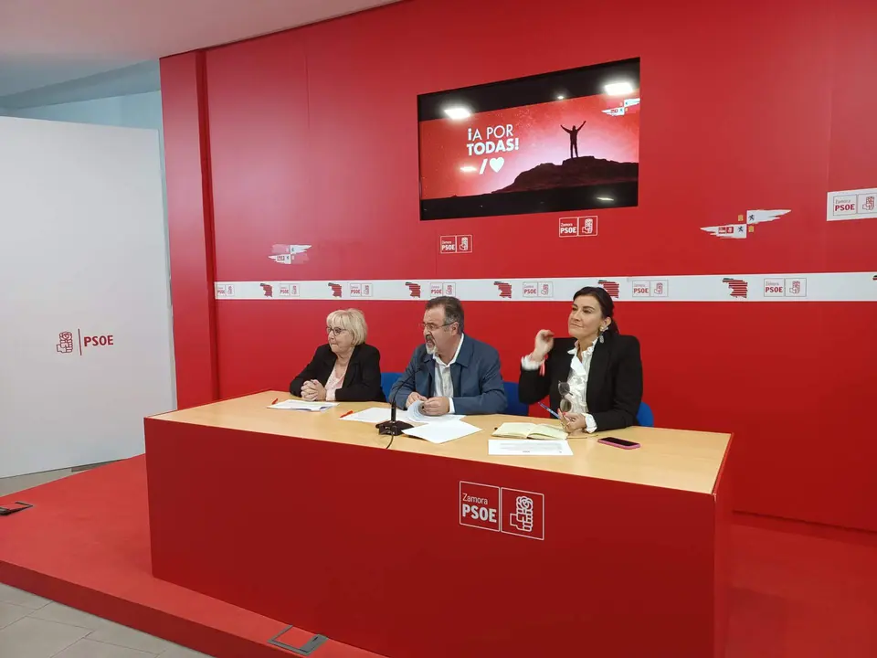 PSOE-Zamora Ana Sánchez, JI Martín Benito e Inmacualada García Rioja