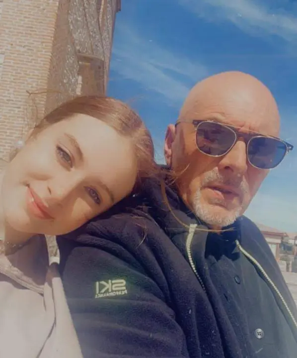 Miguel Ángel García y su hija Victoria.