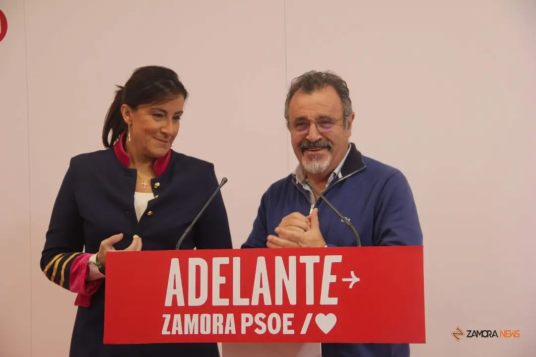 El  Procurador del PSOE de Zamora, José Ignacio Martín Benito, y la La secretaría de Organización del PSOECyL, Ana Sánchez _2