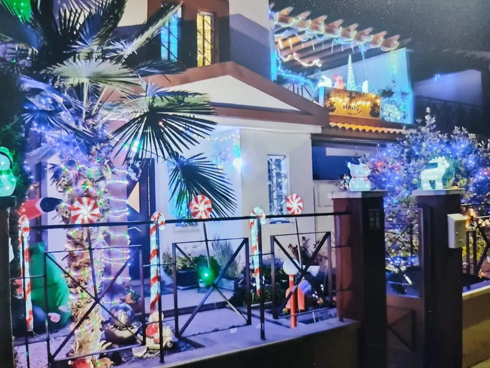 Decoración navideña en Villaralbo