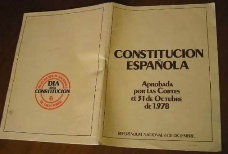 Constitución