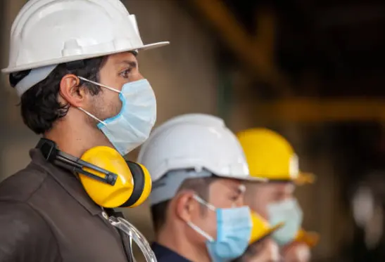 Trabajadores de la construcción durante el Covid. Fotografía de archivo