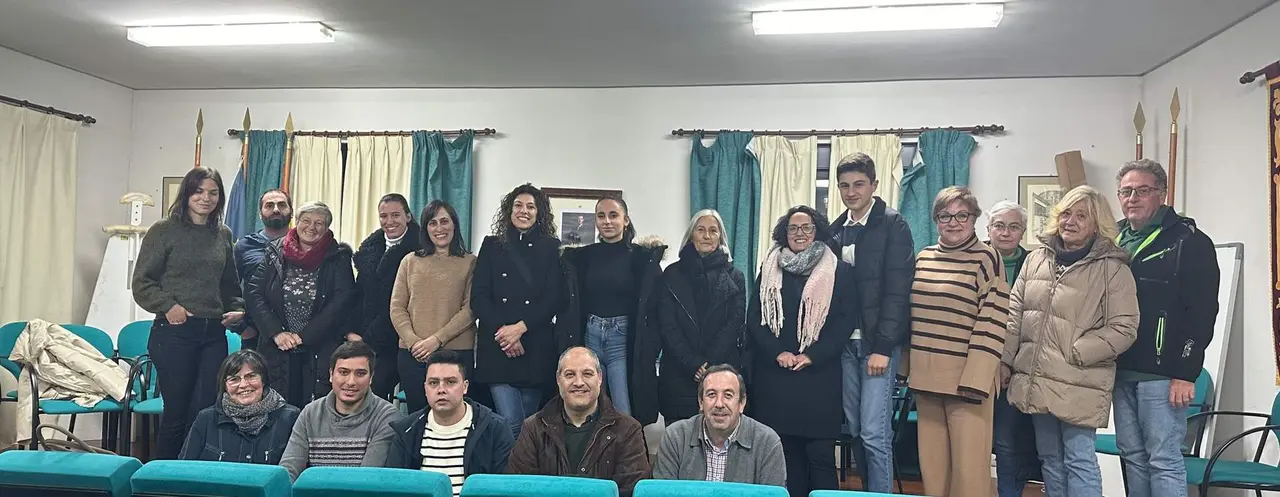 Directiva y representantes de asociaciones. Imagen cedida