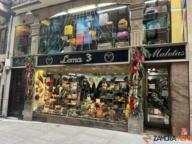 Escaparate navide&ntilde;o en Zamora