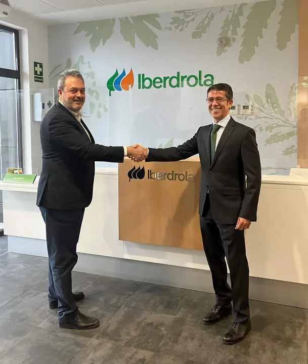 2023-12-19.- Landa y García sellan alianza Iberdrola COAF Palencia