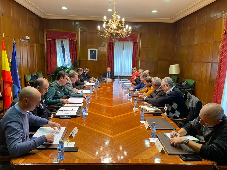 El subdelegado del Gobierno en Zamora,
Ángel Blanco, preside la Comisión Mixta de
Coordinación de Seguridad Privada 2023