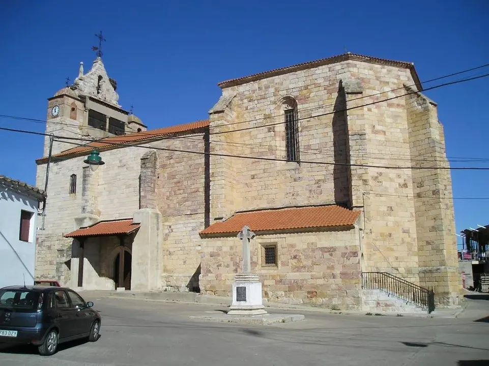 Iglesia de Nuestra Señora de la Asunción en Villaralbo