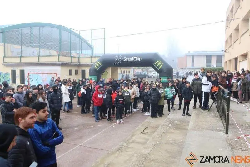 El IES R&iacute;o Duero se une a los afectados por las enfermedades raras en una marcha solidaria (4)