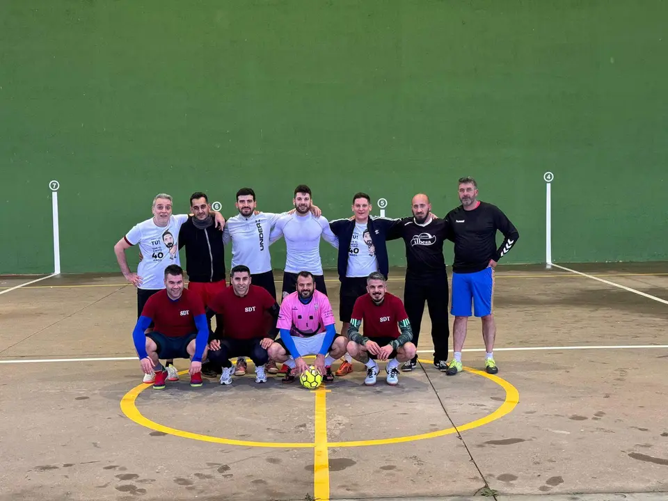 jugadores del torneo de fútbol sala de Santibáñez