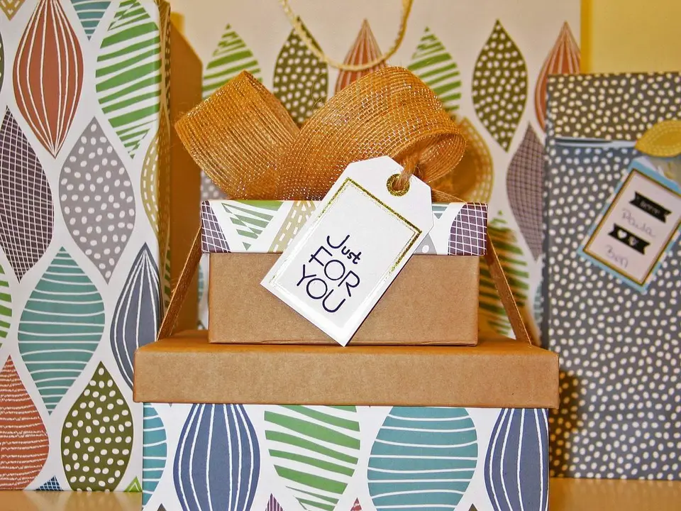 parcel-1619764_1280