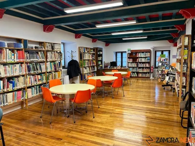 Biblioteca de Toro