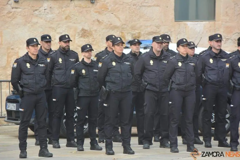 policia 200 aniversario (6)_tn
