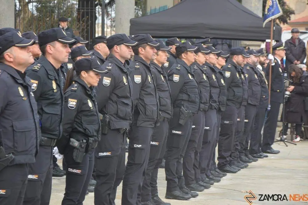 policia 200 aniversario (92)_tn