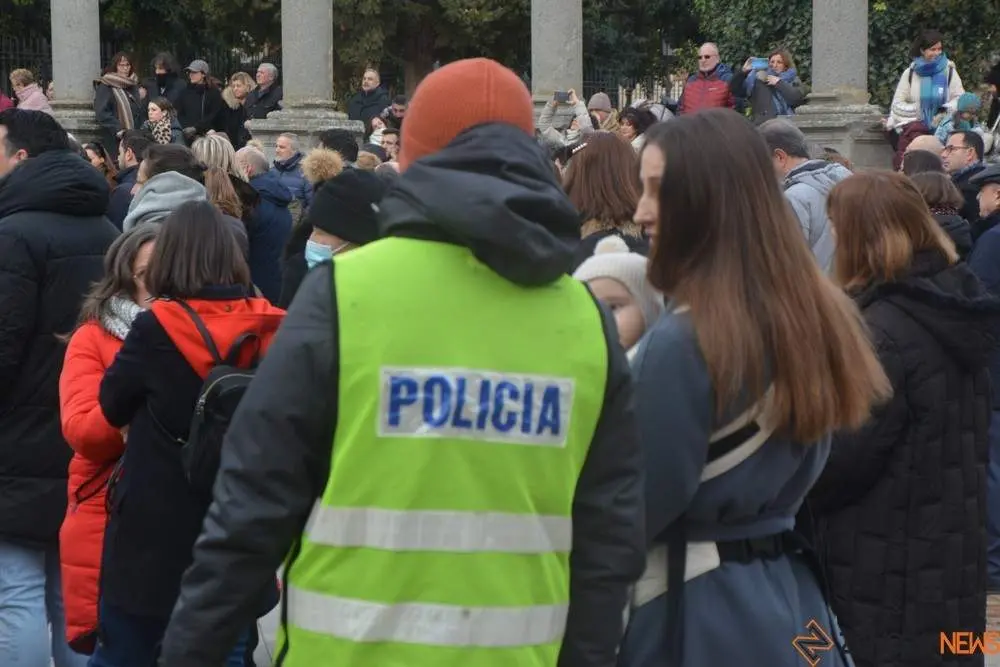 policia 200 aniversario (101)_tn