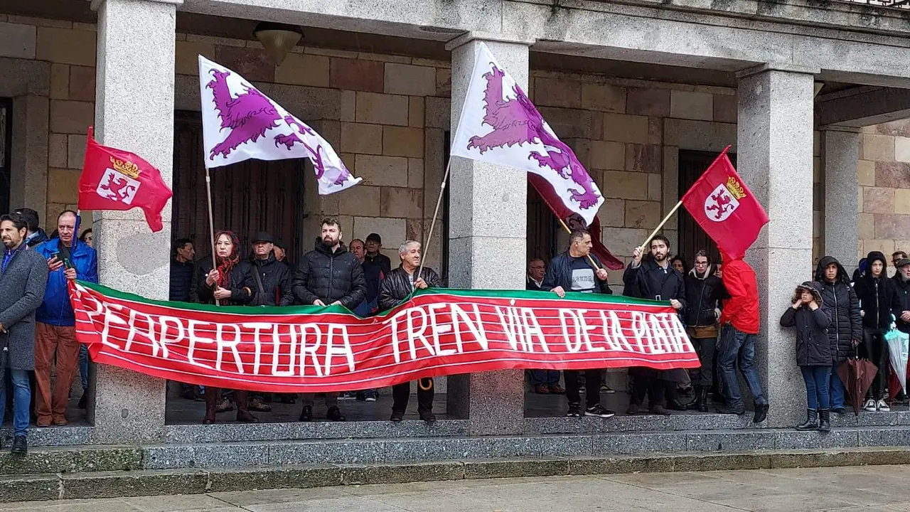 upl reapertura tren