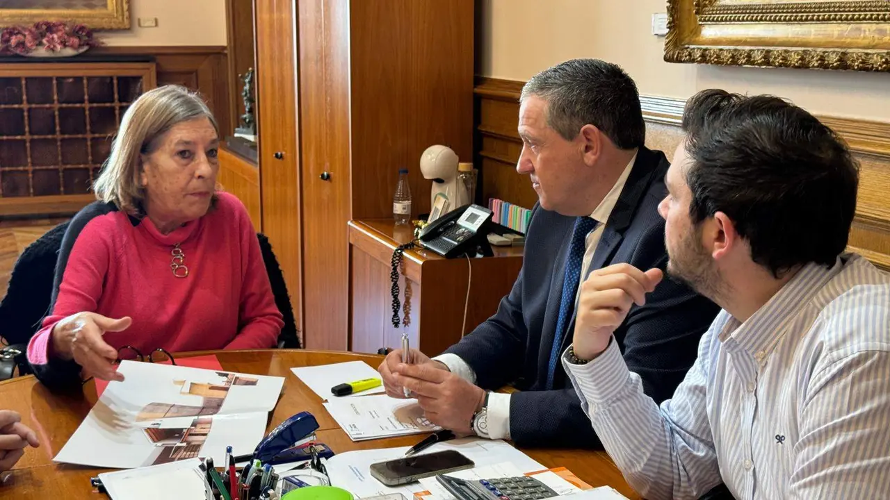 Reunión con Presidente Diputación2