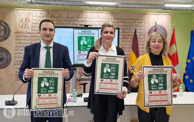 Presentación de actividades por el Día Mundial Contra el Cáncer en Benavente. Fotografía: Interbenavente