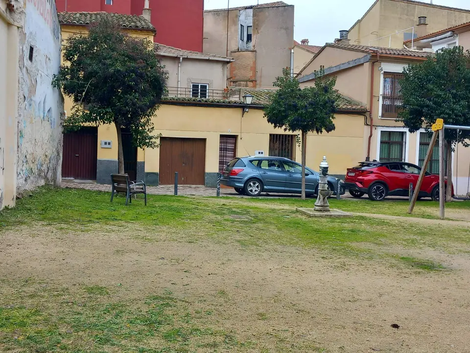 Arreglo del parque biosaludable (1)