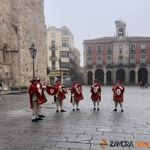Los clarines del Silencio adelantan los sonidos del Miércoles Santo