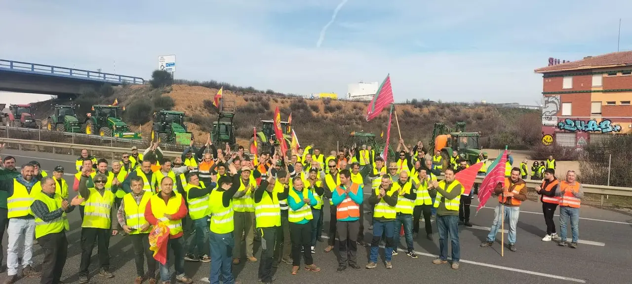 agricultores para el tráfico en la A-6