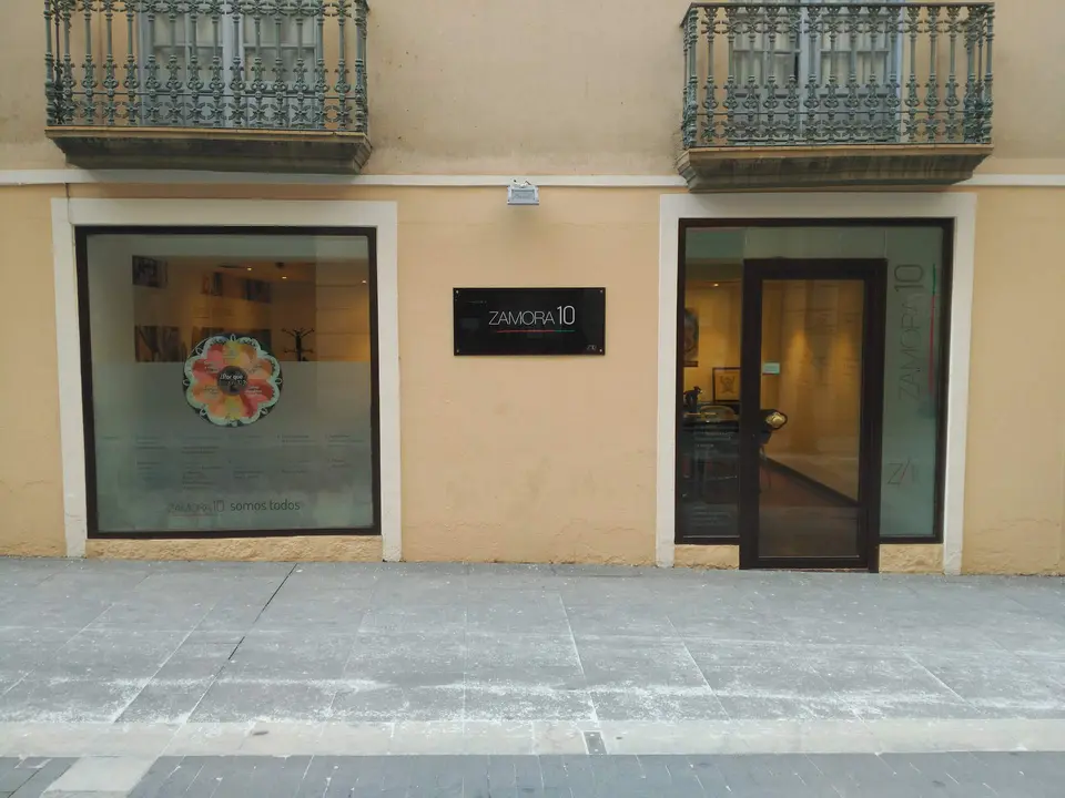 zamora10