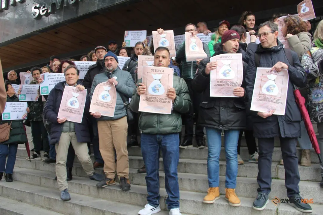 Concentración de la Junta de Personal no Docente de Zamora