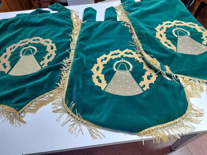 Pendonillas Virgen de la Esperanza