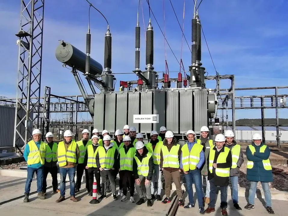 2024-02.- i-DE acerca sus instalaciones a los alumnos burgaleses de FP