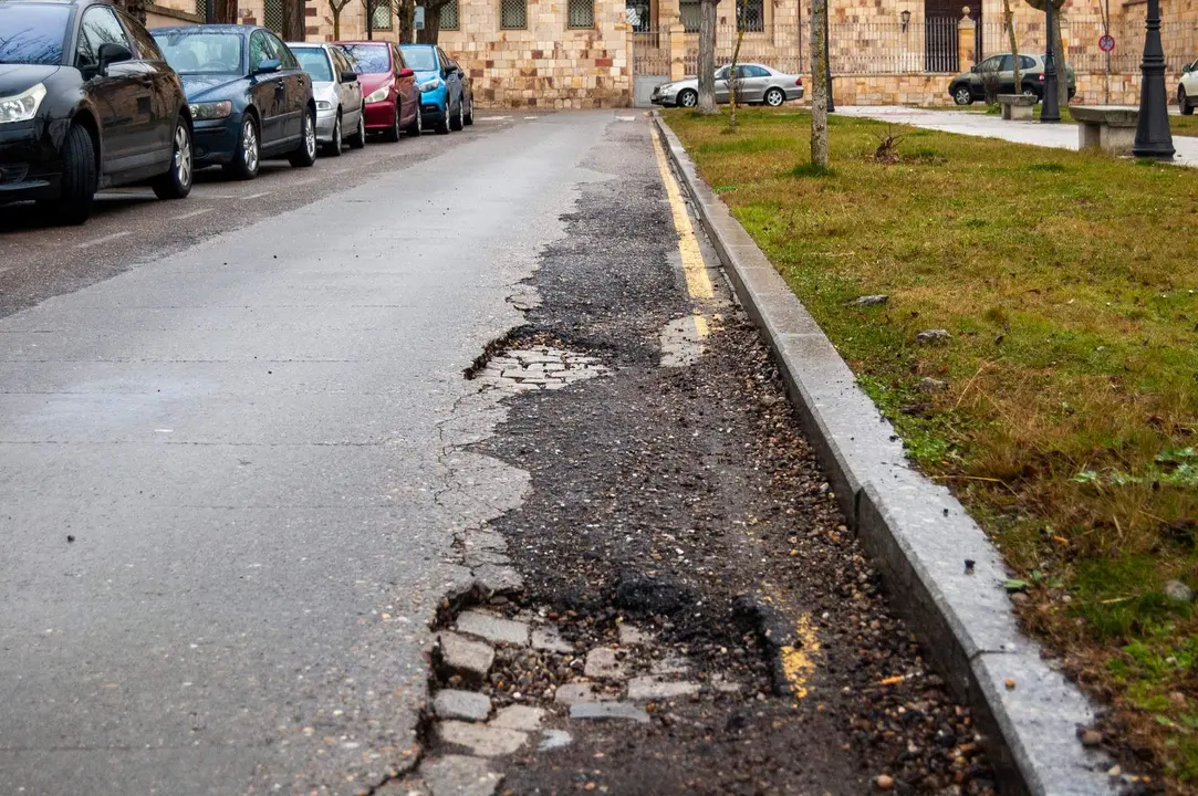 Obras de la red de agua caliente en Zamora