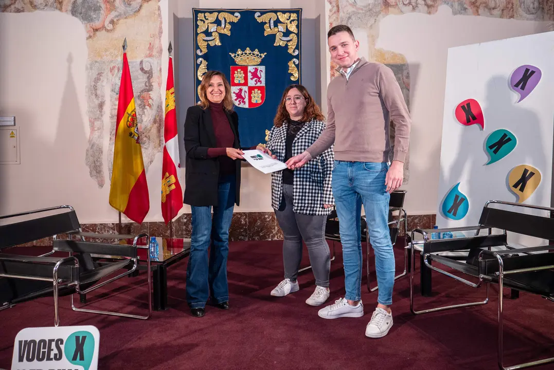 La Junta apuesta por la FP Dual y escucha las propuestas de los alumnos