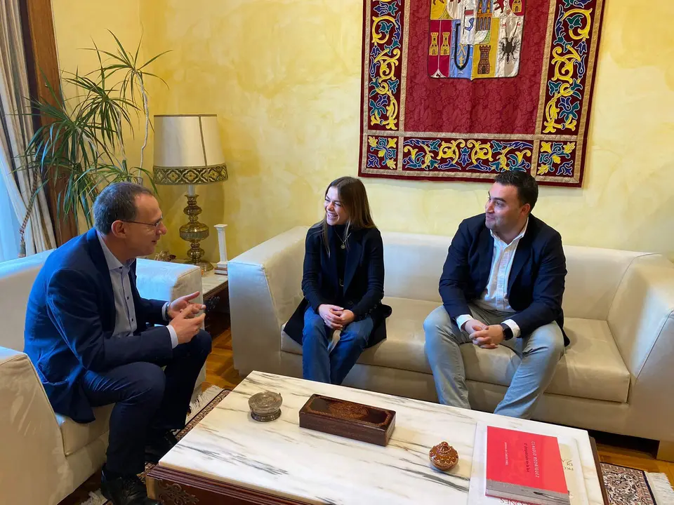 El subdelegado del Gobierno en Zamora ha recibido en la mañana de hoy a la nueva coordinadora de Zamora10, Ane González