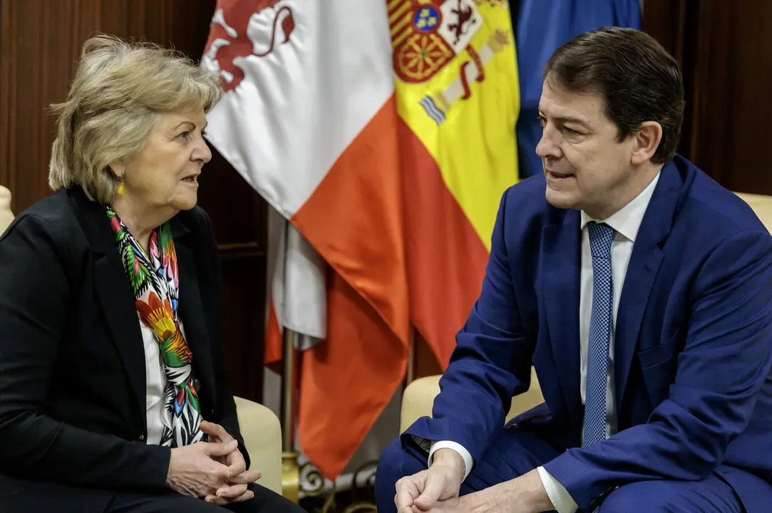 Encuentro con la comisaria de Cohesión y Reformas de la UE